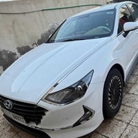 مكلف بنشر  سوناتا 2023 سياره فووول  دوشمه ارضيه جلد  كفاله عامه بس بيه...