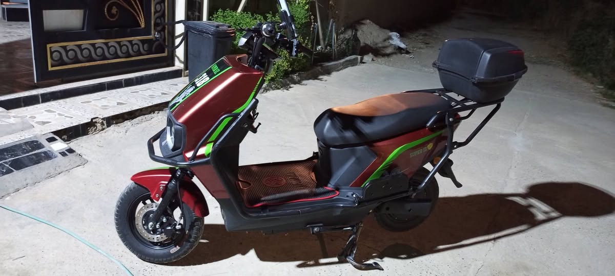 ماطور 318 دبدوب سبورت إيزيك للبيع
نظام التشغيل عن بعد ✅
إشاير يمن يسار شغالات ✅
تايرات بشعرهن ✅
لايت سكن لايت ناصي عالي✅
 ٣ نمر شغالات ✅
سرعة 75 الحقيقة 80 ✅
مستخدم شهرين ونص ✅
 العقل جوكࢪ ملف 2000 ✅
الشحنة الكاملا تمشيك 80km ✅
  شاشة قارئ الاعطال ✅
بريك امامي وخالفي بكعهم ✅
سمعة بلوتوث شغالا✅
شحنتوو الاصلية✅
دبل سويج جنطة✅
سعر: 690 وبي مجال للطيبين 
رقم التواصل 
*********** كورك
*********** زين---زين بي واتساب

