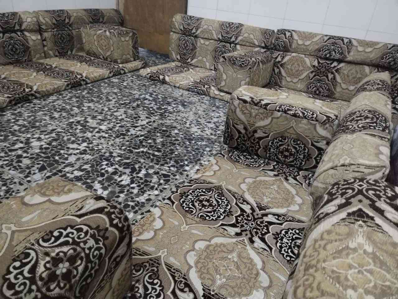 للبيع جلسات عربيه *********** النجف, العراق
