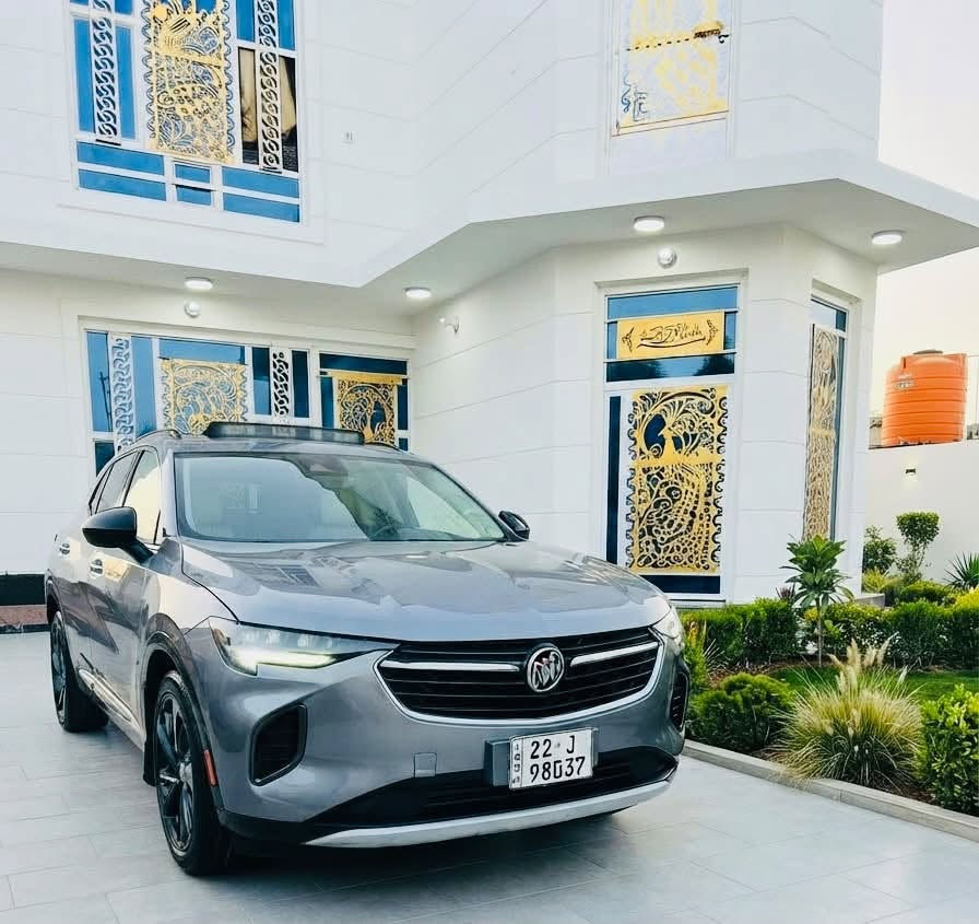 سلام عليكم
سياره لبيع تراهم مراوس 
2022
BUICK ENCLAVE PREMIUM AWD فخر
 الصناعة الامريكية
بيوك انكليف بريميوم موديل 2022
،، المواصفات ،،
محرك 6 سلندر 3600 VVT تنفس طبيعي 
يشتغل بانزين عادي
بصمة تشغيل + بصمة ابواب 
مقاعد منفصلة ملكي 7 راكب 
مقاعد جلد + تدفئة وتبريد + مساج امامي + كهرباء 
طي المقاعد الخلفية كهرباء 
التحكم بالمقود كهرباء + تدفئة بالمقود 
رادار امامي + خلفي + جانبي + تنبية اهتزاز مقعد السائق عند الاقتراب من شي 
5 كامرات محيطية + اسطفاف تلقائي
حساس امامي + خلفي 
صندوك كهرباء + استشعار الفتح عند الاقتراب 
تشغيل عن بعد 
داتو شو عرض بالجامة الامامية 
تحكم فول 
انظمة قيادة متعددة 
فور ويل 4×4
لايت زنون عالي ناصي + لد نهاري + بك لايت لد
كير دكم 9 نمر 
هندبريك دكمة 
نزول الجام وصعودة بالريمونت
انارة داخلية + اشارة ترحيب بيوك
تبريد 3 قطع ثلج بدون فصلة بالوقوف
ويل كب مقاس 18انج
وبعد بية مواصفات هواي 
السيارة رزانة وعزل ممتاز جدا 

حادثهة موضح فقط جاملغ امامي بدون دواخل بدون ايرباك 
مكانه بابل الشوملي 
السعر 153 
رقم اربيل  
***********
