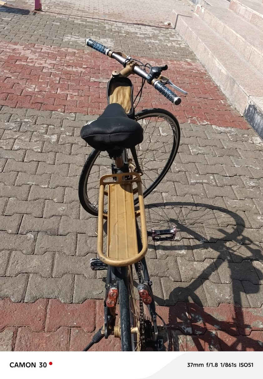 C 700 المنيوم .
مكان فلوجه
السعر ٩٠ ألف 
***********
