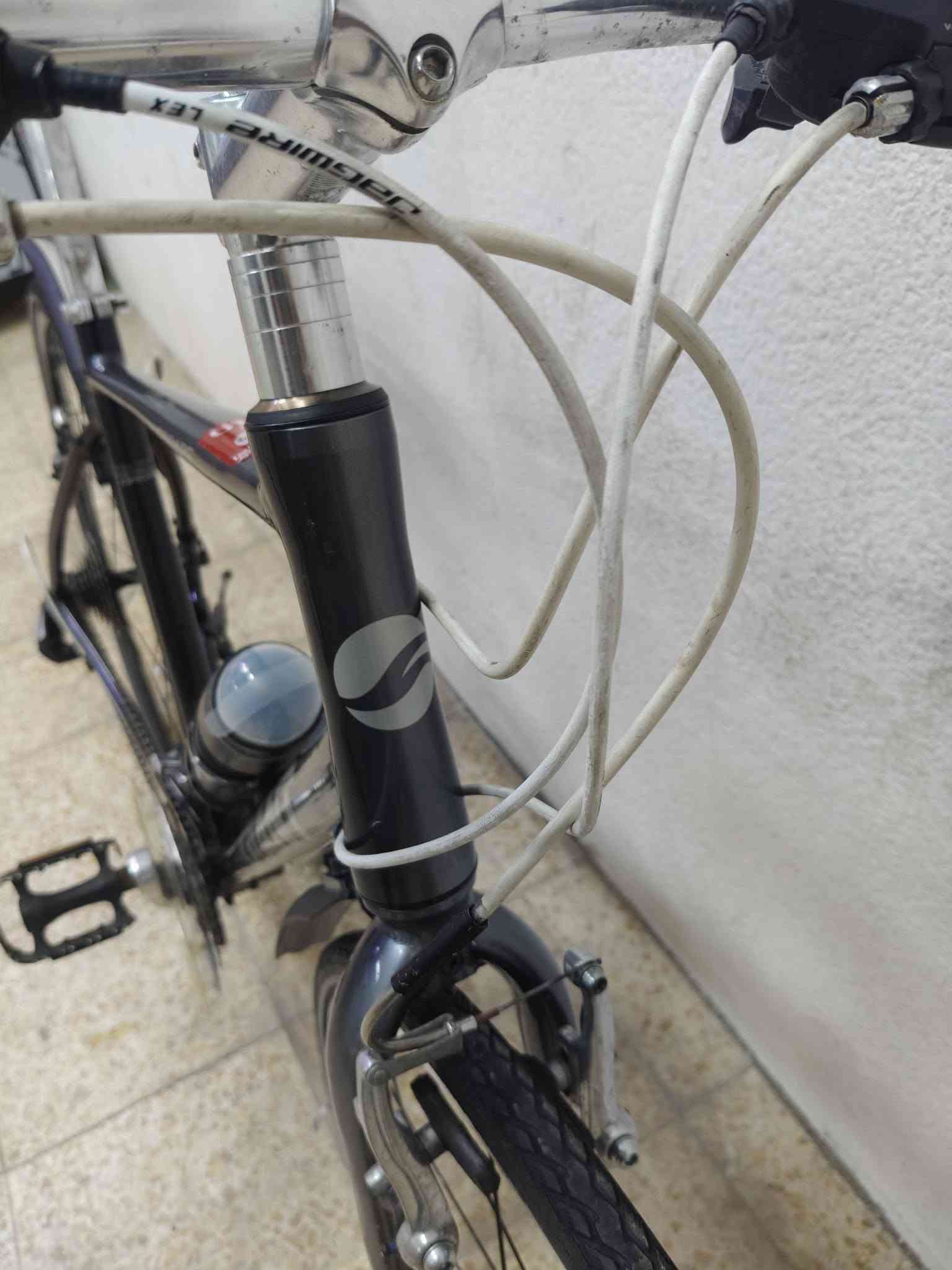 جاينت اسكيب • فريم M 50 • تايرات 28