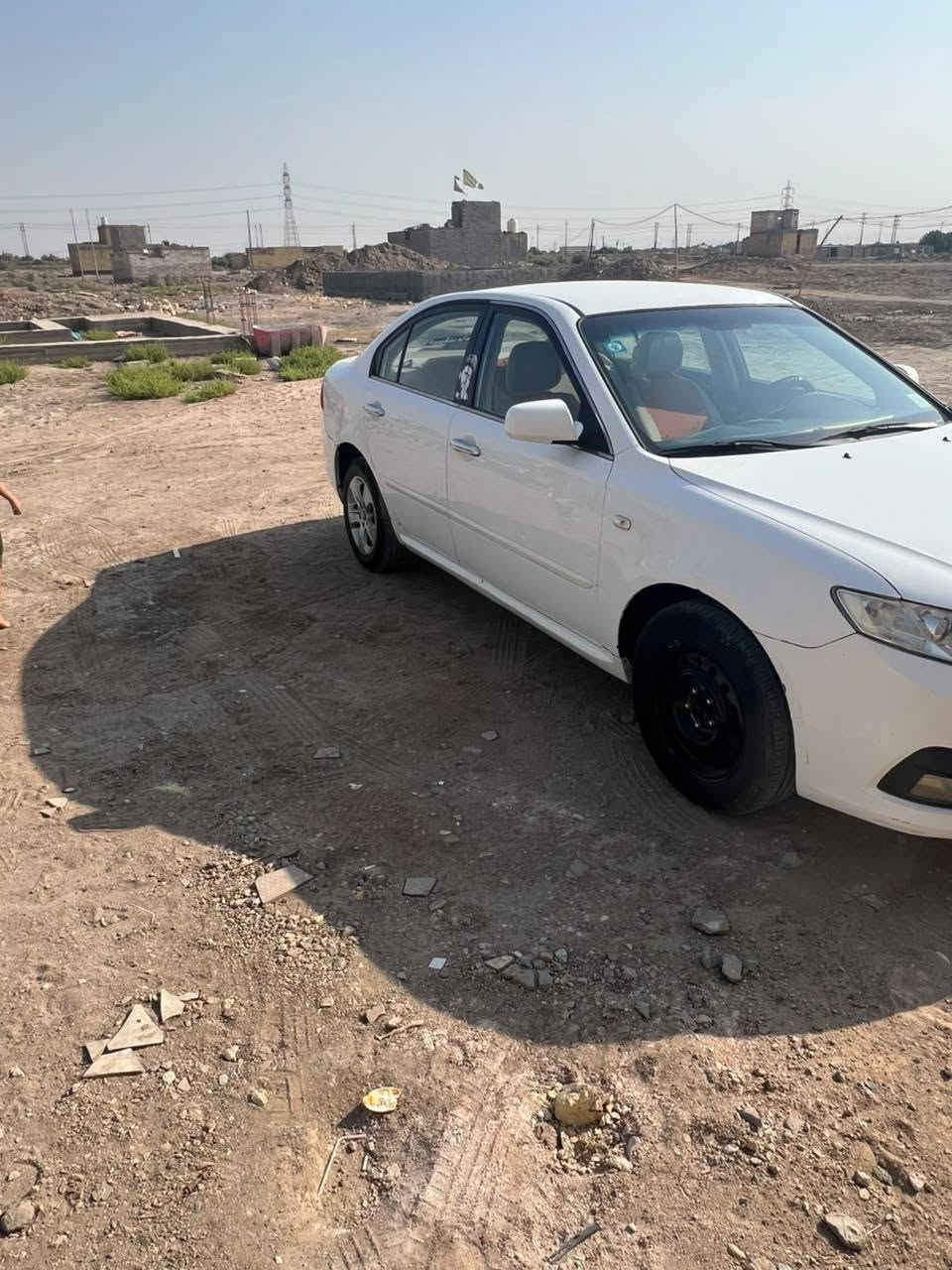 السلام عليكم سيارة اوبتيما للبيع ٢٠٠٩ خليجي
 رقمه نكليزي نجف 
 بأسمي سيارة 
بيه شويه دحجه يم بگ لايت 
جاهزه حداديه وتخم تاير وباتري جدد
بيه منضومه غاز 
جاهزة مجهزة وكلش حلوة ونظيفة 
السعر 105 وبيه مجال قليل
مكانها الناصرية بالفداء بشارع ابو لبنى
 للاستفسار.  ***********
