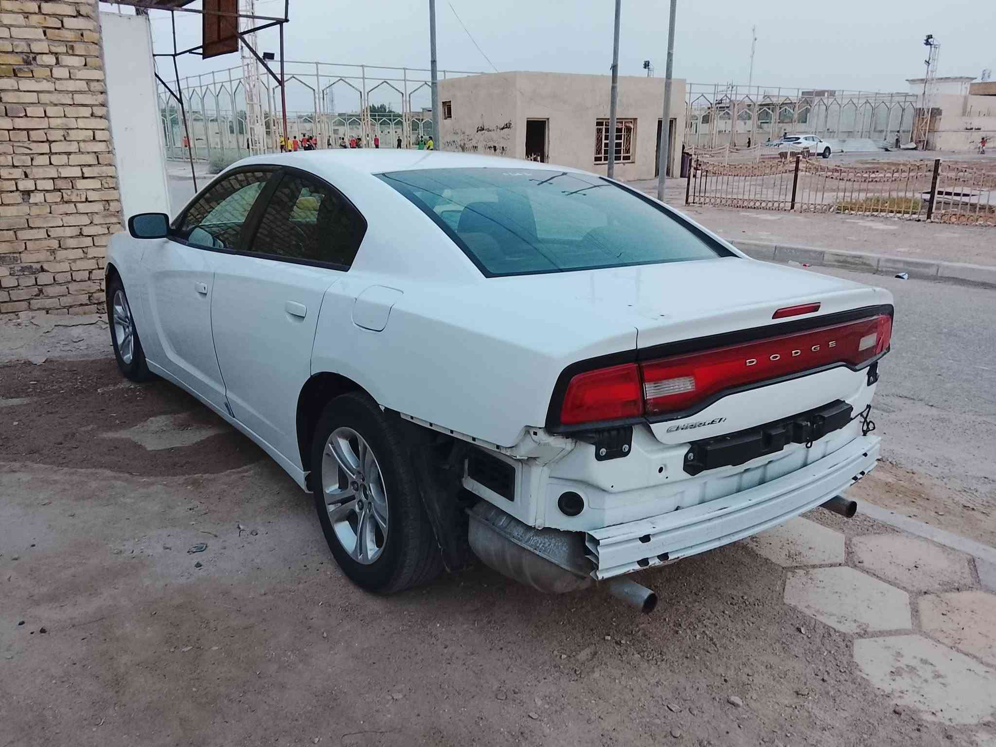 السلام عليكم سياره جارجر 14 ادوات ادوات مكينه كير تبريد كفاله عامه بيها غرفه مخمل بل كارتون سياره حداديه وره وكدام توها مشدوده تبرد ثلج يحتاجلها فقط دعاميه مكاني ميسان العماره السعر 38 بيها مجال ***********
