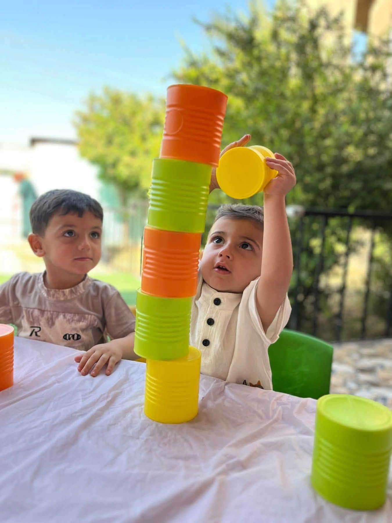 🌿🌸 روضة وحضانة أغصان الياسمين 🌸🌿

مو كل مكان نودّي له أطفالنا يكون مجرد روضة…
أكو أماكن نختارها لأن نريد #نطمئن على أطفالنا وهم بعيدين عن عيننا ونريدهم يعيشون أول أيامهم بمكان بيه حب وحنان وأمان ❤️🥹

💗 في روضة وحضانة أغصان الياسمين نؤمن أن الطفل يحتاج قلب يحتويه قبل ما يحتاج كتاب يعلّمه ولهذا نحرص على أن تكون أيام أطفالكم مليانة فرح، لعب، تعلّم واهتمام 🌷

🌸 رعاية واهتمام بكل طفل
🌸 تعليم وتنمية مهارات بطريقة محببة
🌸 ألعاب وأنشطة تعليمية وترفيهية
🌸 أجواء جميلة وآمنة ومريحة
🌸 نرافق أطفالكم بأولى خطواتهم بكل حب وحنان

💐 أغصان الياسمين… المكان اللي تبدأ بيه أجمل الحكايات، وأول الذكريات اللي تبقى بقلوب أطفالنا. 💐
📚 بدأ التسجيل واستقبال أطفالكم الأحبة الآن
📍 العنوان: مجاور مركز شرطة بهرز

📞 للاستفسار والتسجيل:
***********

📱 صفحتنا على الفيسبوك:
"روضة وحضانة أغصان الياسمين الأهلية النموذجية" (https://www.facebook.com/people/%D8%B1%D9%88%D8%B6%D8%A9-%D9%88%D8%AD%D8%B6%D8%A7%D9%86%D8%A9-%D8%A3%D8%BA%D8%B5%D8%A7%D9%86-%D8%A7%D9%84%D9%8A%D8%A7%D8%B3%D9%85%D9%8A%D9%86-%D8%A7%D9%84%D8%A7%D9%87%D9%84%D9%8A%D8%A9-%D8%A7%D9%84%D9%86%D9%85%D9%88%D8%B0%D8%AC%D9%8A%D8%A9/61556538235050/?utm_source=chatgpt.com)

🌿 روضة وحضانة أغصان الياسمين 🌿
❤️ مكان صغير… بس أحلامه كبيرة بحجم أحلام أطفالنا.
