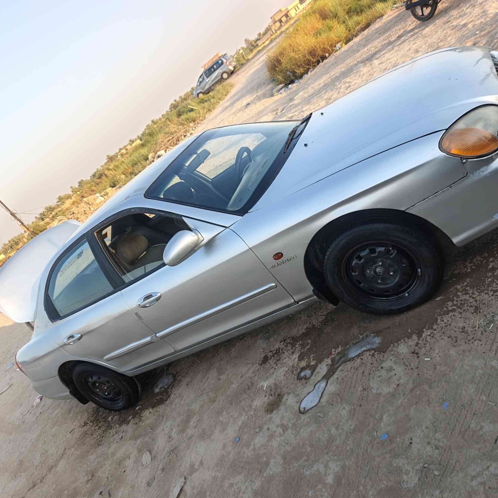 سلام عليكم سوناتا للبيع مودل 2000 رقم ديالي دولي هزه جديد مدور ثاني
مكينه وكير بصندوق تخم تاير كهربائية عامه كير عادي سيارة جاهزه  
مصبوغه عام مكانه بابل)( السعر 25) 
***********
