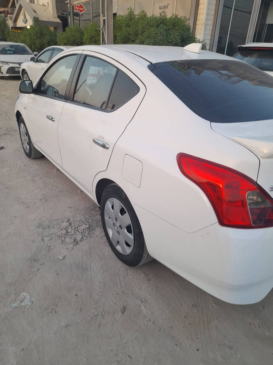 نيسان هندي للبيع موديل 24 رقم بغداد باسمي تحويل مباشر سياره بها باردات بسيطه بدون صبغ محرك كير كفاله
سعر 117مجال بسيط
***********

