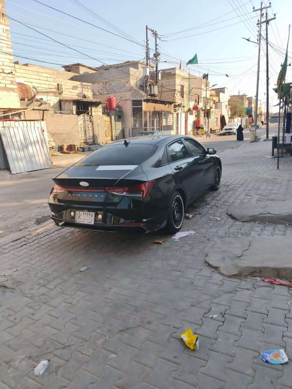 السلام عليكم النترا موديل 23 بيه جاملغ وبنيد وجاملغ الثاني مصبوغ وبيه ملاحظات شوف العين سياره فول موصفات بيع ومراوس حسب القناعه السعر 120 وبيه مجال قليل 
الاستفسار ع الرقم :*********** البصرة, العراق
