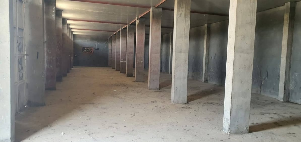محلات للايجار الصويره طريق المطار للاتصال *********** إيجار كل اوتقطيع حسب الطلب
