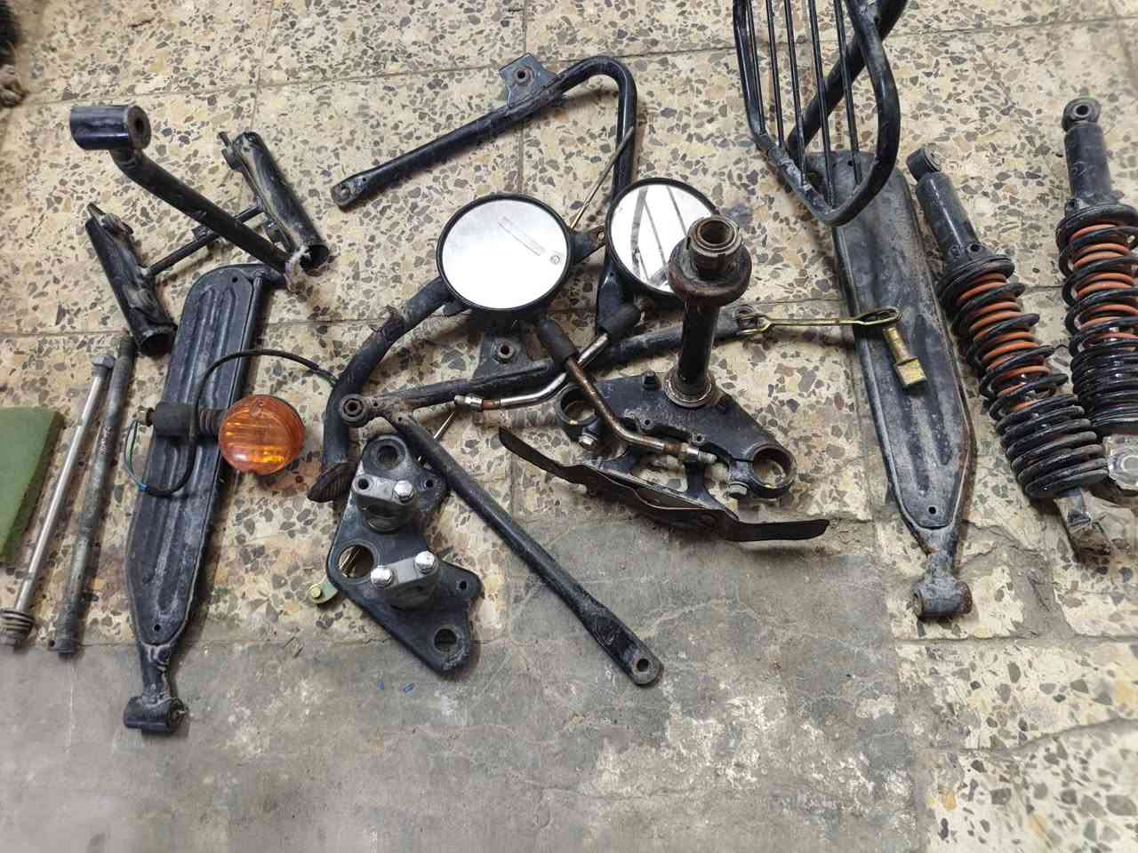 بيع شلع كله اصلي ب٤٠ الف ماشه وسوادات كامله وصالنصه ونواعم مال بوكسر شلع ب٥٠ الف مكلف بالنشر *********** بغداد الامين الثانيه قرب الملجأ
