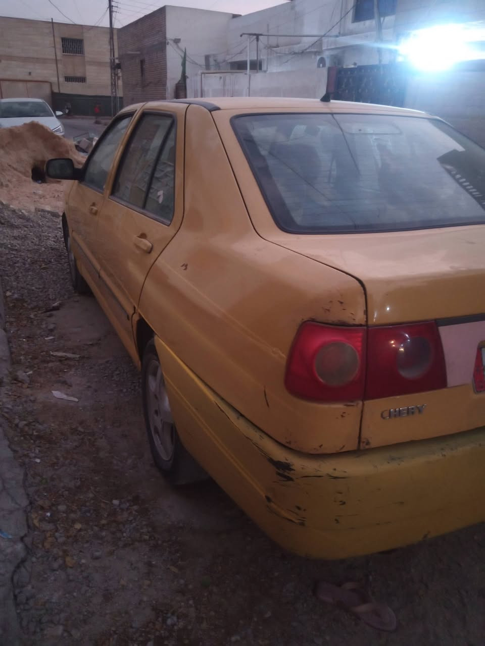 للبيع شيري كوين 2011 بغداد انكليزي سنوية ل 2030 خير من الله السيارة بيهه جبنة كير وتجفيت مشط ستيرن وللعوز اريد ابيعهه السعر 16 ورقة وورقة طايحة للجبنة والمشط يعني السعر 15 ورقة السيارة مكانهه الرئاسة العبيدي للاستفسار اتصال ***********
