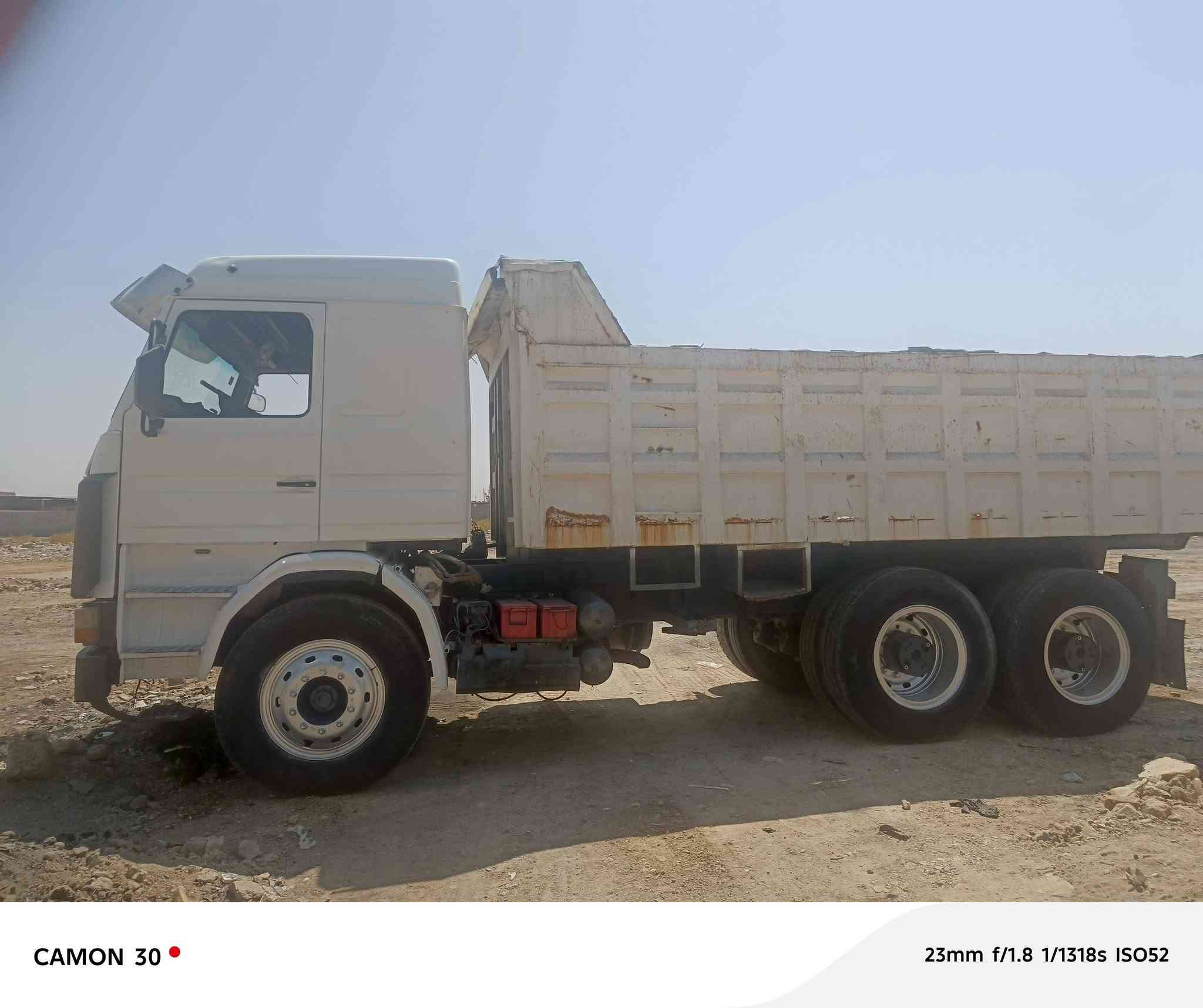 سكانيا للبيع موديل 91 مكينه 13شرط  كير 5*5شاصي مكفول هاتف
***********
***********
