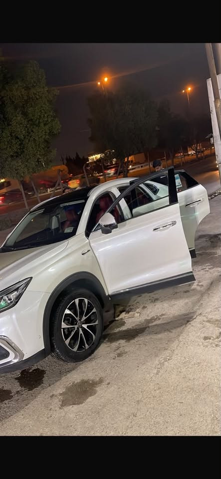 السلام عليكم

للبيع شانجان  CS 85

موديل 2021

ماشيه السياره 110 ألف 
ضربتهه جهة سايق البابين متبدلات
وجاملغين صفحة سايق  
والبنيد مصبوغ بسبب فابلون طابع عليه مابي ضربه يعني صوره قبل وبعد موجوده 
السياره جاهزه كير مكينه  كهربائيات صدر 
كلشي تمام 
السعر 20 مليون 
الاتصال واتساب ***********

شاشات لمس ؟ لمس عطل

صندوق كهرباء 

انظمه التحكم لمس 

رادار + تحديد مسار 

* قياده ذاتيه 

كاميرات 360 درجه 

نظام كاميرات 3D 

كاميرات مرايات جانبيه بدقة 4k 

حساسات 360 درجه 

هاند بريك دكمه

لايت وبك لايت LED

نظام للتحكم في الثبات.

نظام لمراقبة ضغط الهواء في الإطارات.

نظام التحذير عند مغادرة المسار.

نظام المساعدة عند صعود المرتفعات.

نظام منع الاصطدام.

نظام للتحكم في الانزلاق.

نظام الفرامل المانعة للانغلاق (ABS).

نظام للتحذير من الاصطدام الأمامي.

توزيع إلكتروني للفرامل.

نظام لمراقبة النقطة العمياء.

وسائد هوائية أمامية وجانبية.

نظام للتحكم في الثبات.

ذاكرة مقعد السائق
