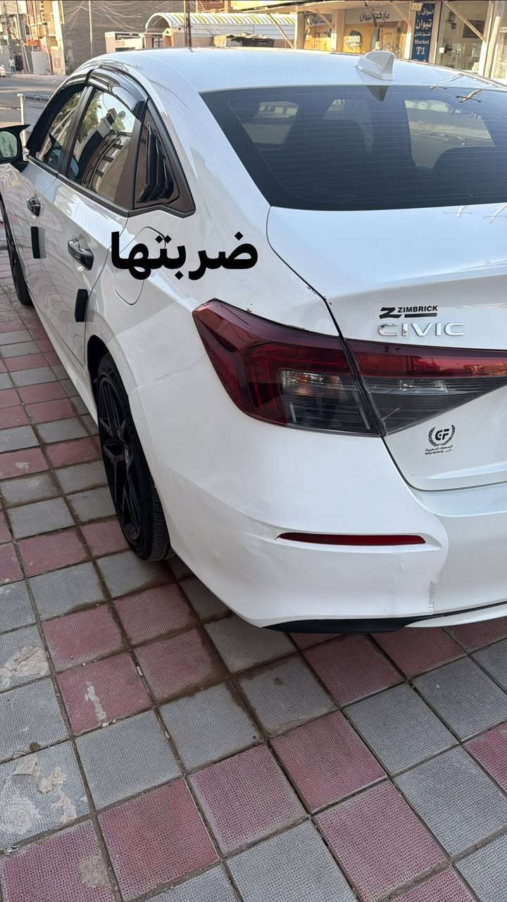 سلام عليكم هوندا سيفيك 25 سبورت ماشيه 33 ضربه جاملغ خلفي فقط مكانها لفلوجة معروضه ب170
***********اتصال
***********واتساب
