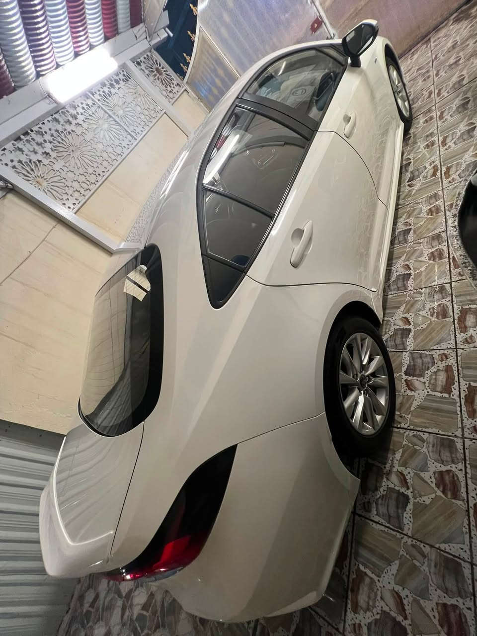 كورلا هايبرد • ٢٠٢٥ • رقم بغداد