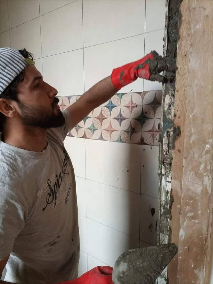 خلفة سيراميك أرضي جداري متفرغ حالياً ***********
