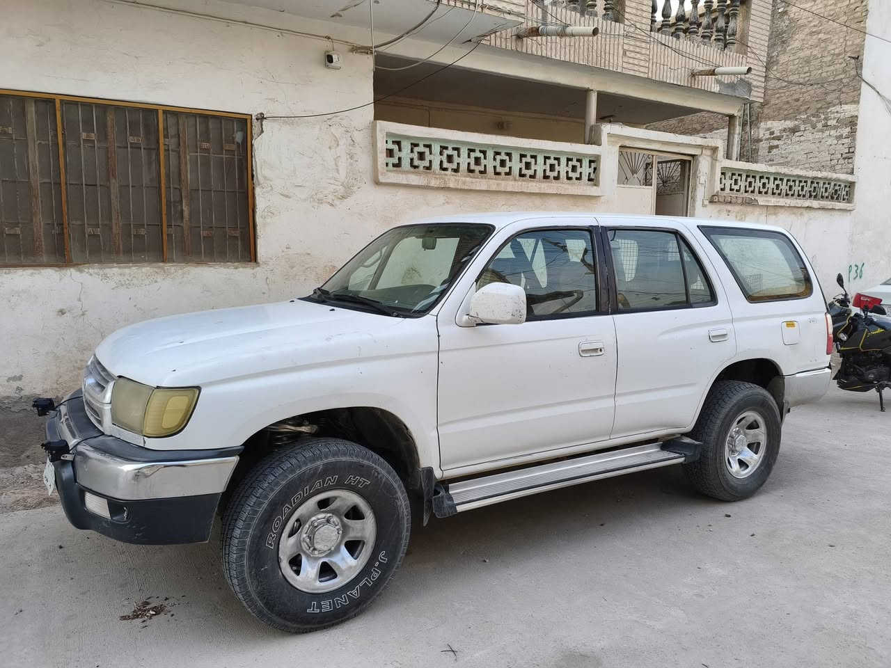 السلام عليكم
للبيع تويوتا 4 رنر موديل ٢٠٠٠ گاز بلادي ٤ سلندر فول اقتصاد بالصرف

حادث بنيد راجع عالبارد و الدعاميه ستيل ما رجعناه 

والدعاميه الخلفيه من الزاويه كما موضح بالصورة

درع داخلي بلادي مربوط بالشاصي كما موضح بالصوره 

تبريد شغال خير من الله 

رقم بغداد مداور ثاني يوم 

سياره للكشتات للصيد قويه جدآ

بيه نضح بالدهن قليل يعني عوزه شويه شغل قليل للمحرك 

السعر 80$ و بيه مجال 

ما عليه غرامات ابد 

للاستفسار الاتصال 

***********
العنوان ذي قار قضاء الشطرة
