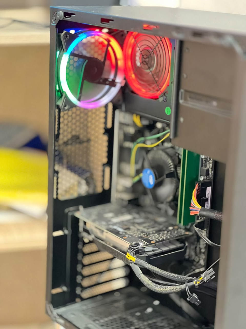 كيس • i5-9400F • GTX 1650