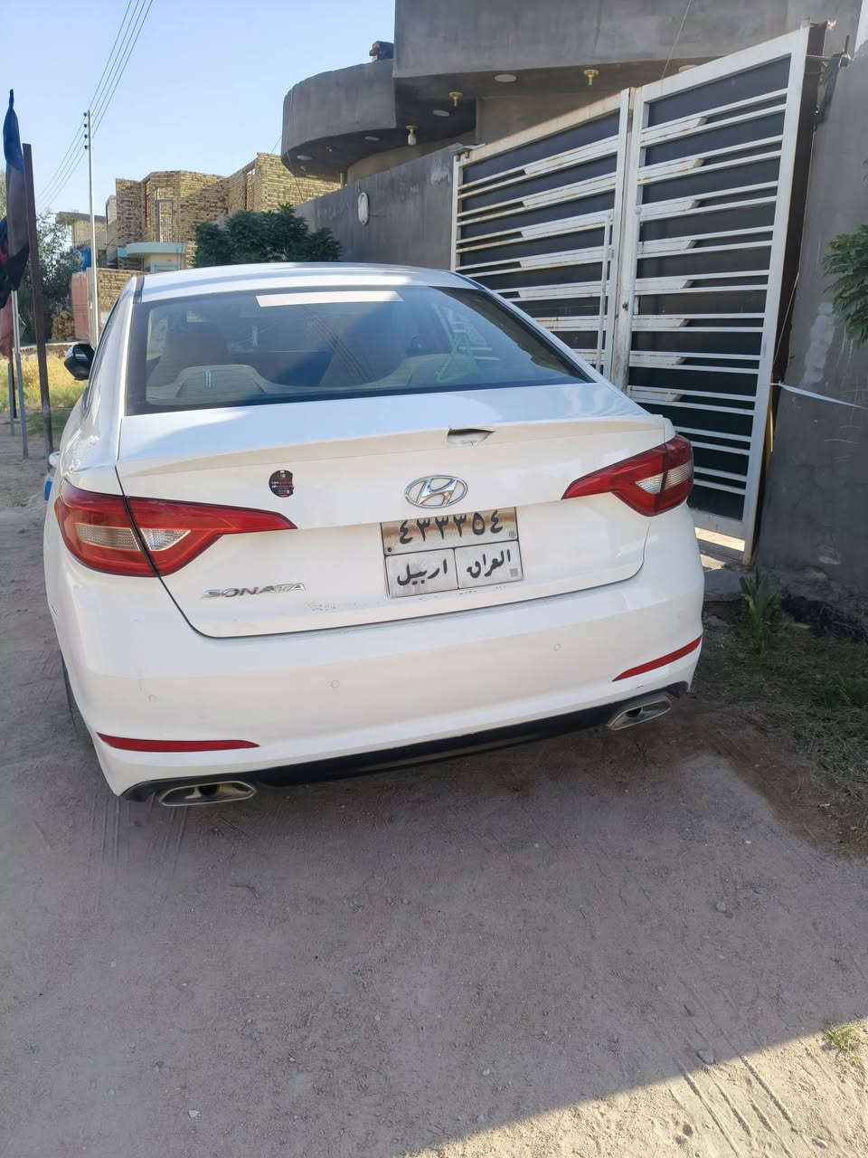 خليجي مديل 17 محرك 2400 دوش جاهزه علا اخر حبايه ما تريد اي مصرف السياره مكفوله من الحادث القوي والكلبه والتجوه ومن الكص مصبوغه عام عماريه طايحه عليهه وبيهه تكشير 
بيع او مراوس بسياره سعر اقل 
98 قفل سعرهه 
***********

