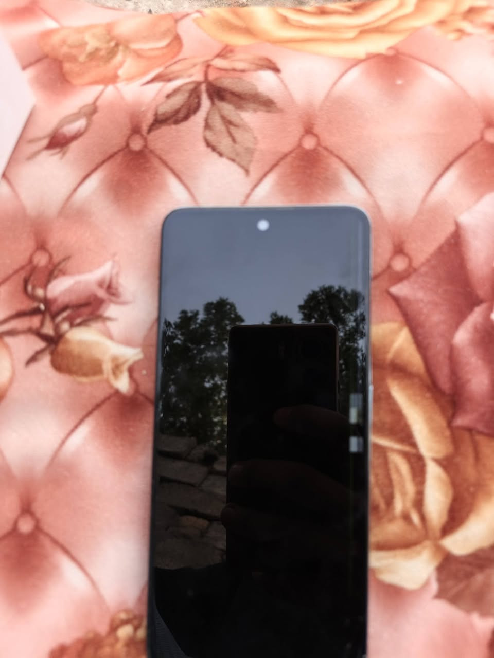 سلام عليكم جهازRedmi Note 12 Proمستخدم الشاشة بيها كسر و زرخافض وعاليه  .. الذاكرة 256 ول عشوائية ١٢ السعر 120وبي مجال الرقم ***********
