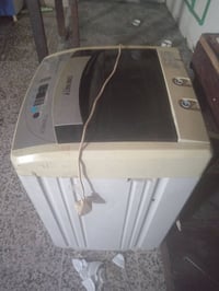 للبيع السعر ١٠٠ الف 07710173998 واتساب فقط