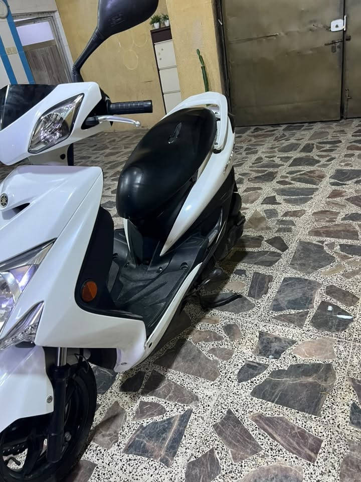 سكنس لد ياباني قبق نفخ موديل17 حساس السعر 12ونص وبيه مجال  استان المكان بغداد مدينه الصدر الاستفسار ع رقم ***********
