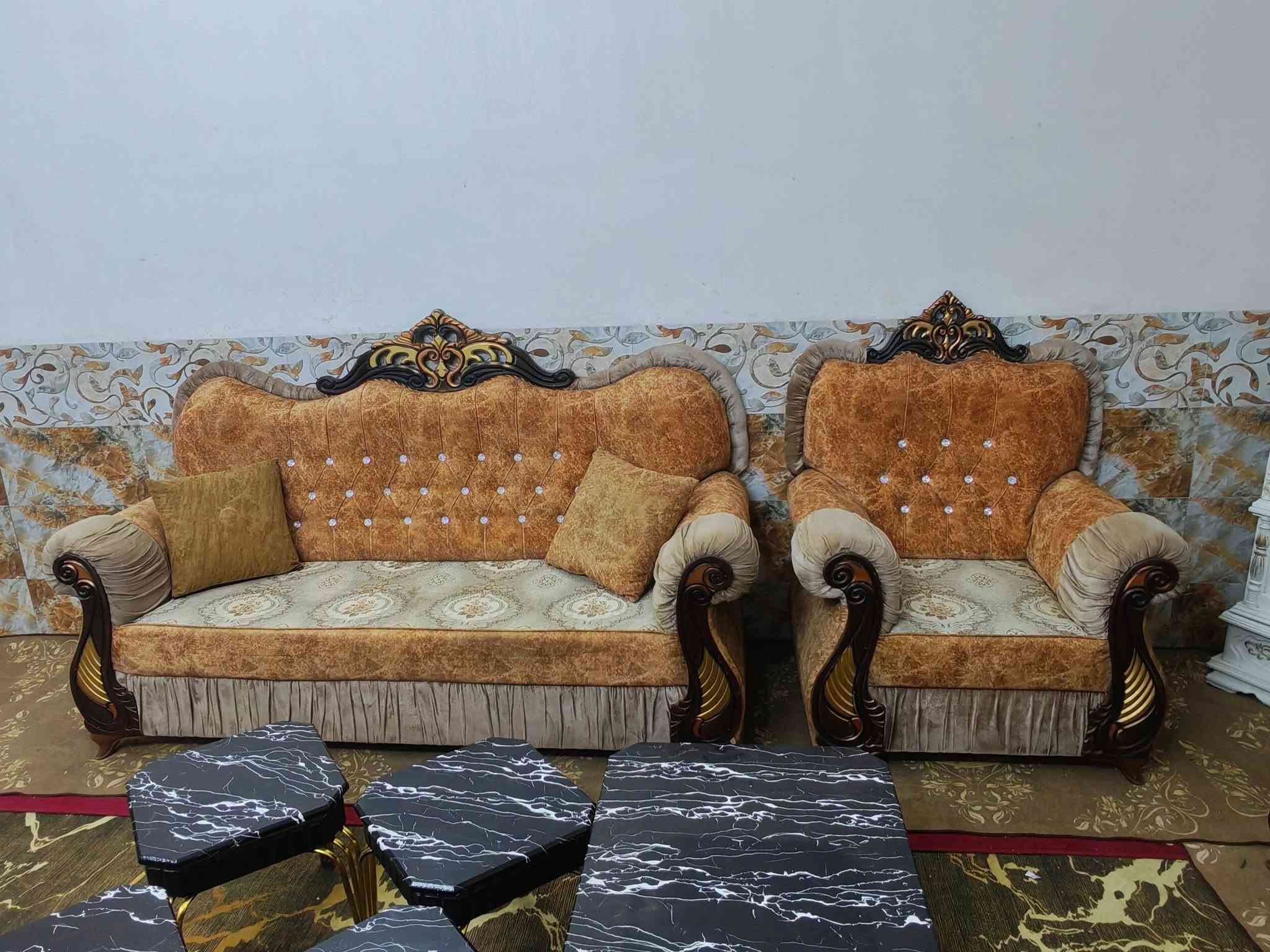 تخم ملكي👑 10 مقاعد تسكام حيل نضيف مابي اي ضرر السعر375 العنوان كربلاء بدايه الامن الداخلي يوجد توصيل داخل كربلاء ***********

