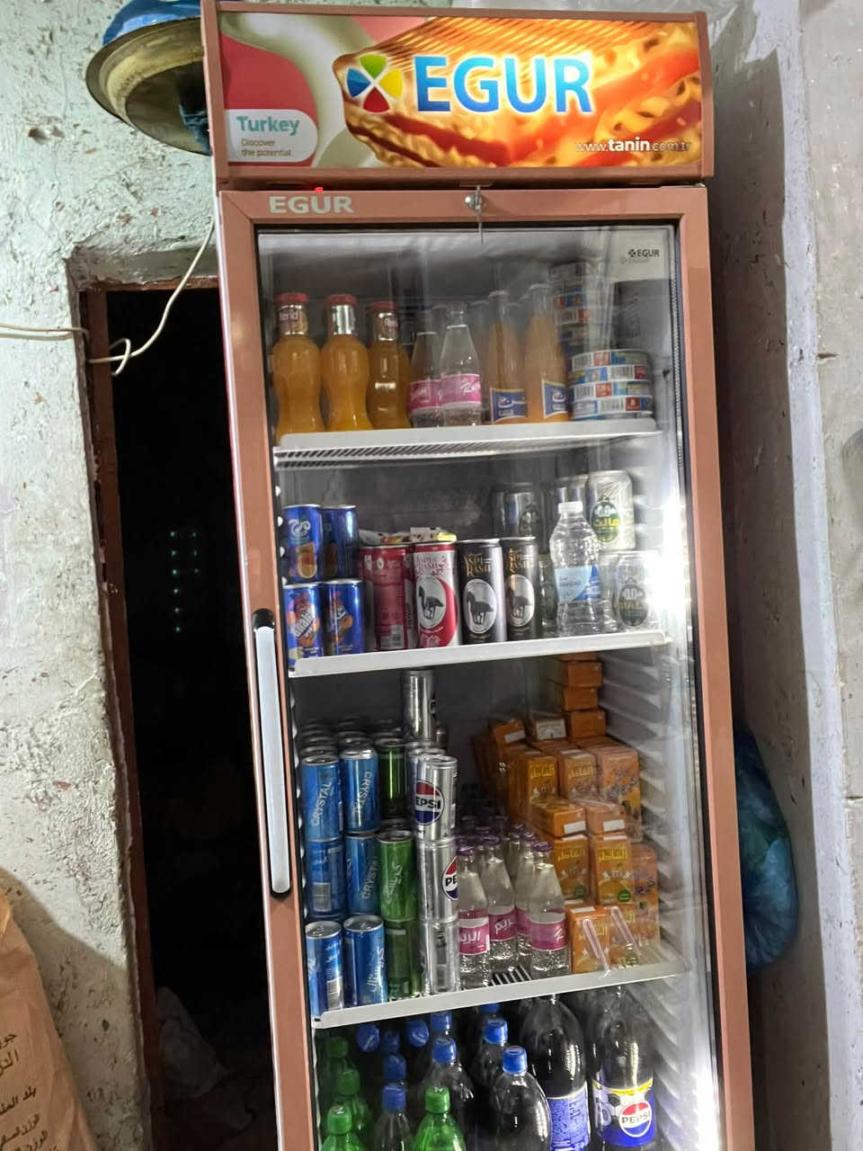 سلام عليكم براد عرض باب زجاجي (ماركة EGUR). نضامه 90‎%‎ ستخدام فتره قليله سعر جداً مناسب *********** فقط واتساب
