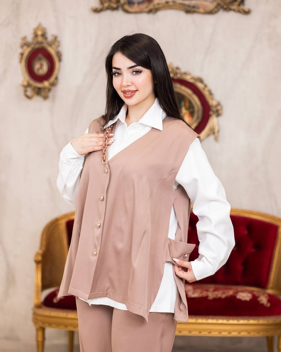 ✨💕 سوت نسائي 3 قطع 💕✨

إطلالة أنيقة ومرتبة بكل تفاصيلها 😍
خامة دابل درجة أولى 👌🏻✨
3 قطع بتنسيق واحد حتى تكملين ستايلچ بكل أناقة 💖

📌 القياسات: XL / 2XL / 3XL
💰 سعر السوت: 25,000 فقط 🔥

🚚 توصيل لجميع المحافظات
📩 للحجز والاستفسار راسلونا على الخاص

#تخفيضات #عروض_مميزة #سوت_نسائي #ملابس_نسائية #جملة_ومفرد
