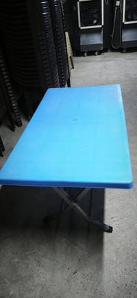 البيع كراسي 200وطبلات 125 ومبردات3 وماعين   بغداد 07718099260