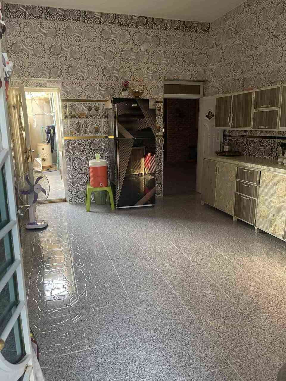 دار سكن للبيع الموظفين المساحه ٢٤٥م ركن شارع ٢٠م طابقين بناء حديث مراجعة مكتب #الاستاذ_رمضان_توماز_للعقار.
واسط العزيزية شارع الخليج تحت الطابو القديم بإدارة وليد رمضان توماز للعقار اهلا وسهلا بكم
*********** الاستاذ رمضان توماز الشمري
*********** وليد رمضان توماز الشمري
