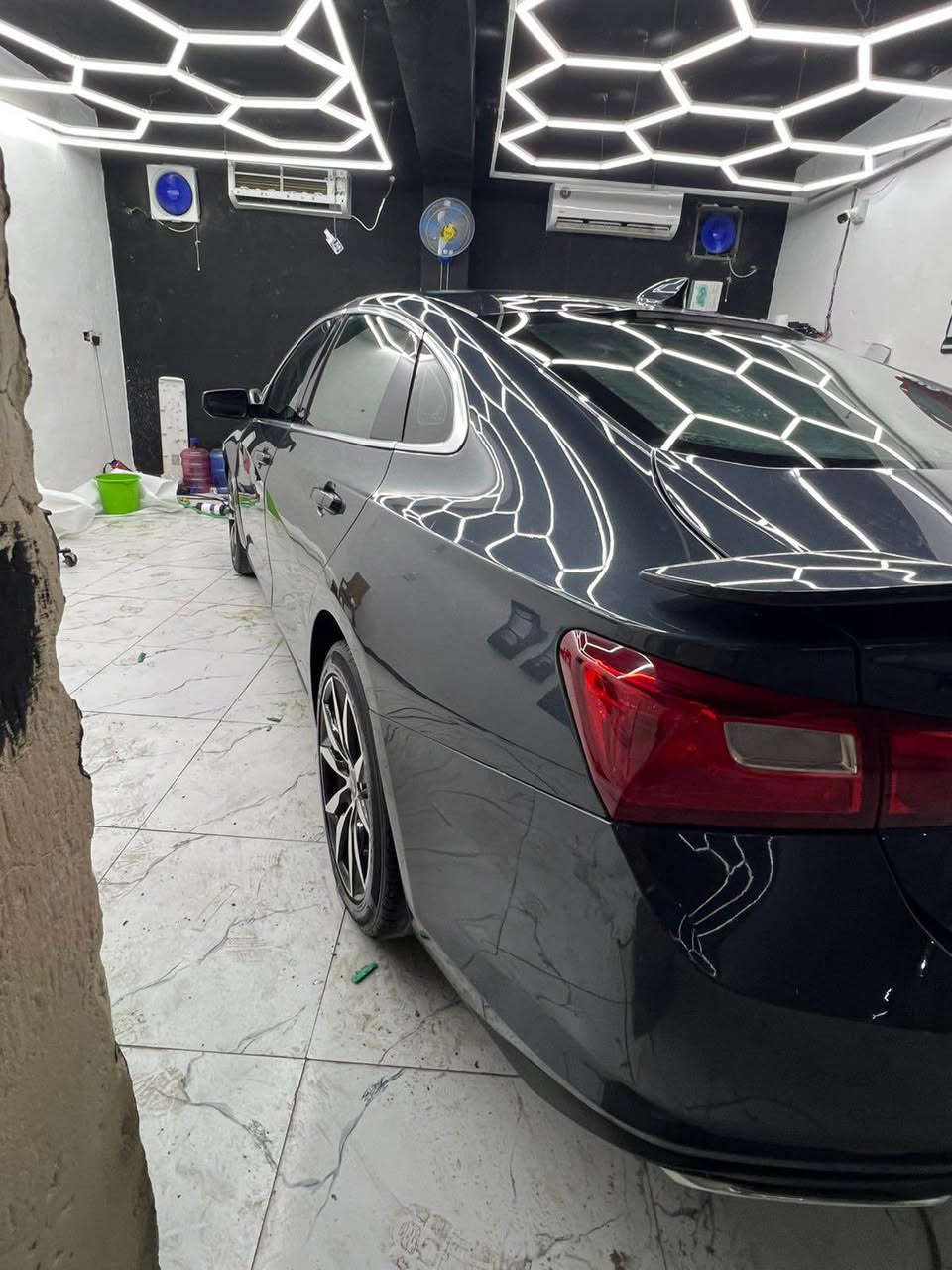ماليبو موديل ٢١ شمالي بيهه طخات بصيطه ابيع احزام نص موصفات بيع مستعجل حادثهه من امريكه جاملغ وشويه من بنيد رقم *********** سعر ٧٥ وبيهه محال مكان سياره بغدا. سيديه بغداد, العراق
