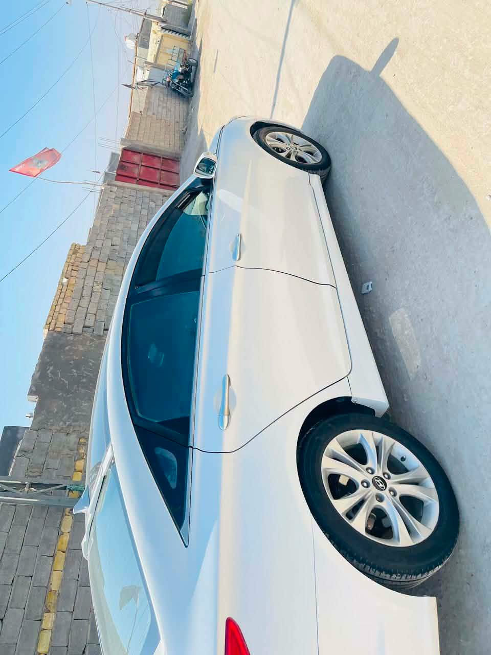سوناته مضلع
1موديل ٢٠١١ خليجي 
2رقم أربيل تحويل مباشر تريد وكاله بل خدمه 
3فول موصفات بنراما ١/١ عده البصمه 
4مكفوله كفاله عامه فقط بيه صبغات بل هلالات والباقي سونار
5تبريد ثلج تدفئه 
6محرك ٢٤٠٠دوش كفاله 
7تخم تاير حداديه صدر جديد 
8سياره جديده مال جناي مكاني بابل الحمزه الغربي ترهم مراوس ب سوناته او جارجر او أوبتما او بيكم كريت 
‏٩رقم الهاتف ***********بيه وتساب //الاثير ***********
