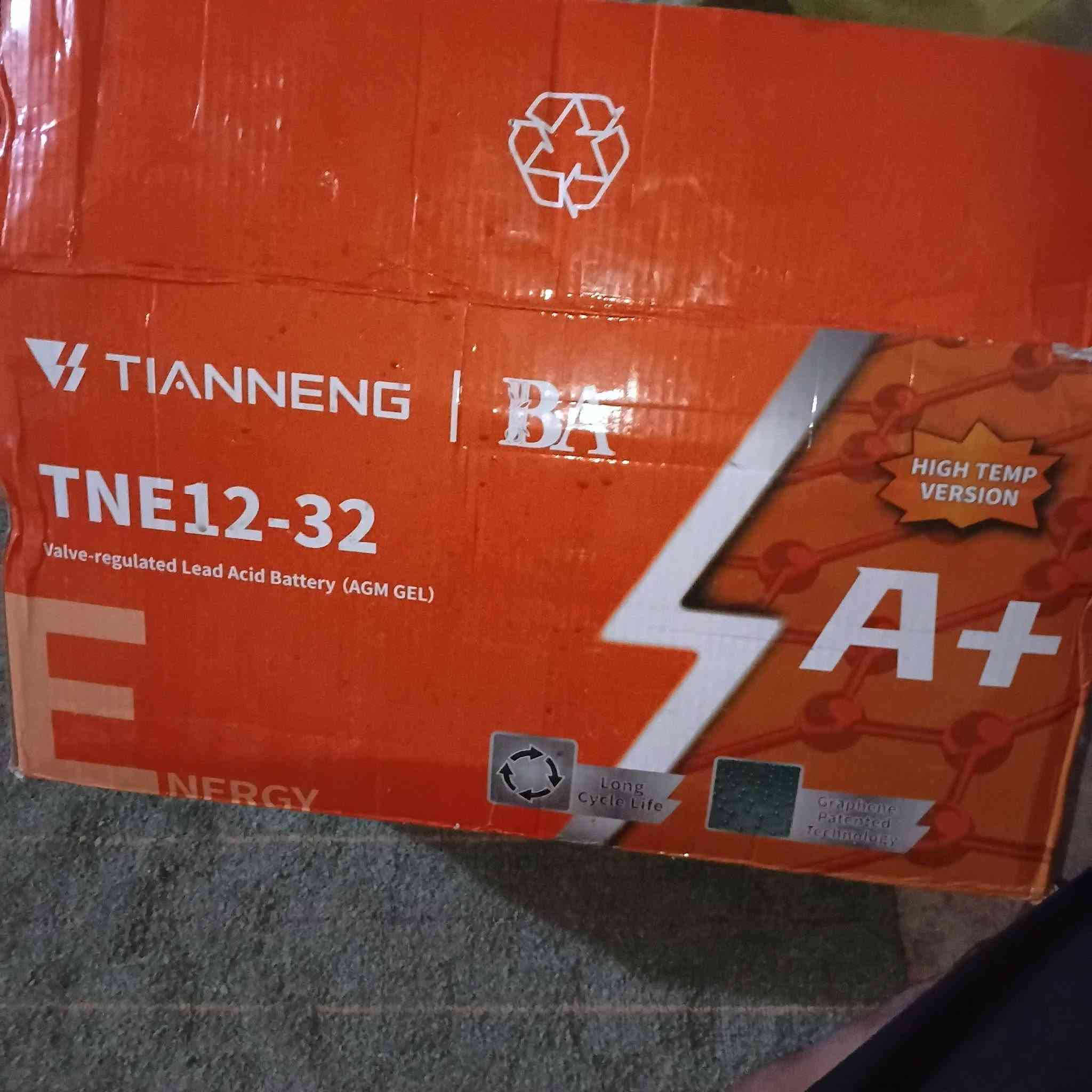 متوفر للبيع 4 بطاريات جديدة وغير مستعملة 🔋

🔹 النوع: TEN سوبر كرافين درجة أولى. / يدوم عمر البطارية إلى سنتين ونص حسب طريقة الاستخدام 
🔹 الفولتية: 12V
🔹 السعة: 32A
🔹 العدد: 4 بطاريات
🔹 سعر الواحدة: IQD .50 د.ع  ألف دينار  للبطارية الواحدة
🔹 بيها مجال للجادين 
🔽
ضمان / شهر 

📱 للتواصل واتساب: ***********
📍 المكان: بغداد – حي العامل، قرب شارع المصرف
