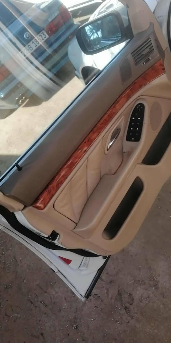 سلام عليكم بيئم صقر موديل 96 محدثه 2000 سياره جاهزه على اخر حبايه رقم سليمانيه باسمي مداور ثاني يوم سياره 8 سلندر بلاد مو تحوير كير تبترونك دواخل بيجي مكفوله من ضربه ما عده بارد بل بنيد 70 وبيها مجال قليل مكان بابل الشوملي ***********
