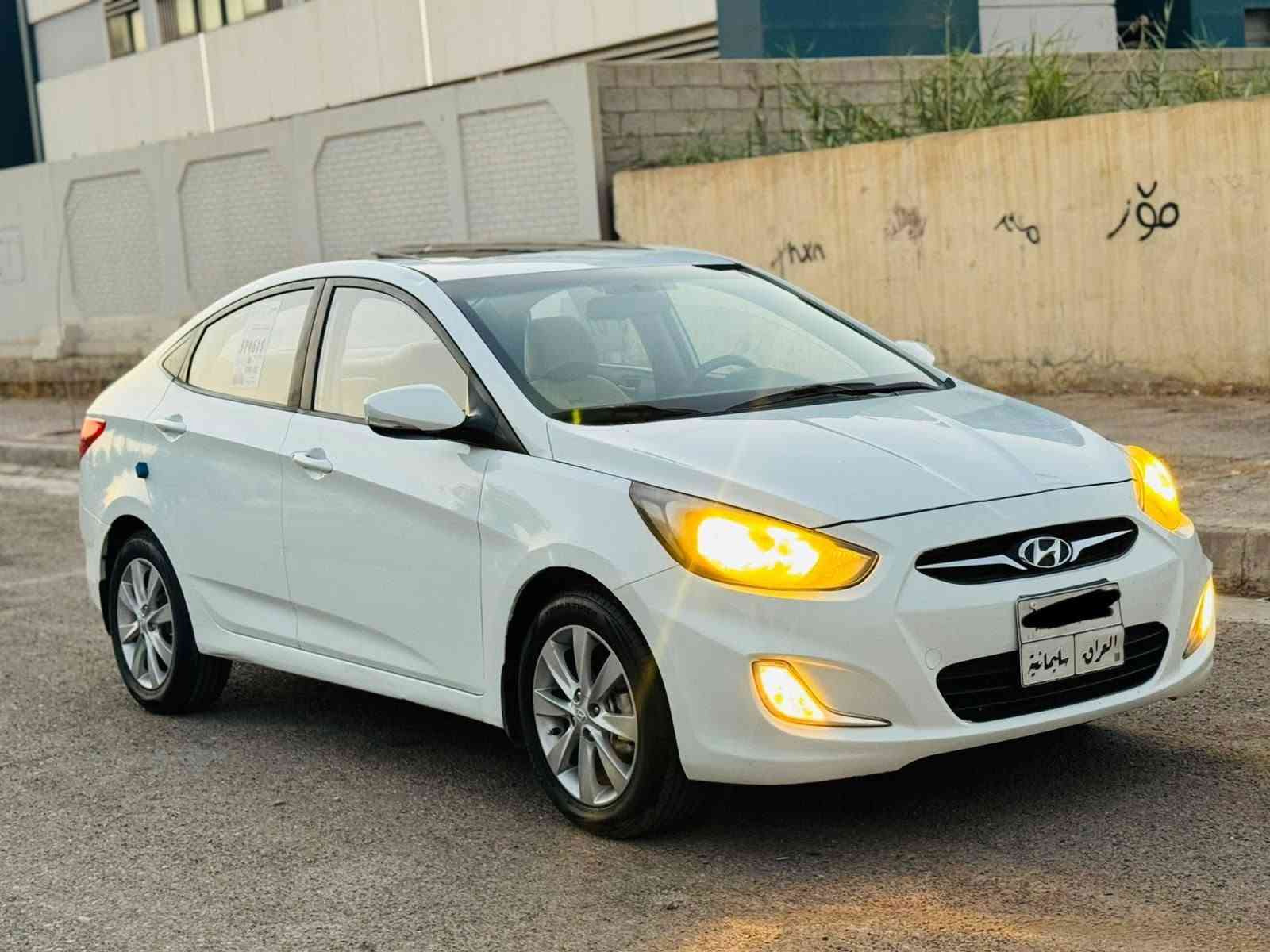بسم الله الرحمن الرحيم سيارا هونداي اكسنت موديل 2014 خليجي جاملغ امامي صبغ بدون دواخل شبر باب بي مواصفات فول يعني بلو محرك كبير قفل مركزي ايبيس داخل اصفر خمسة ويل كروم سويج شخات سلايت تحكمات تجوا كامر شاشة أمام مكان مناضر زينون جامات كهربائية تجوه يدا سنوي سنه منتهي كير محرك صدر تايرات كهربائية تبريد شرط فحص.    عنوان كركوك تبه.  ***********.  ***********.

