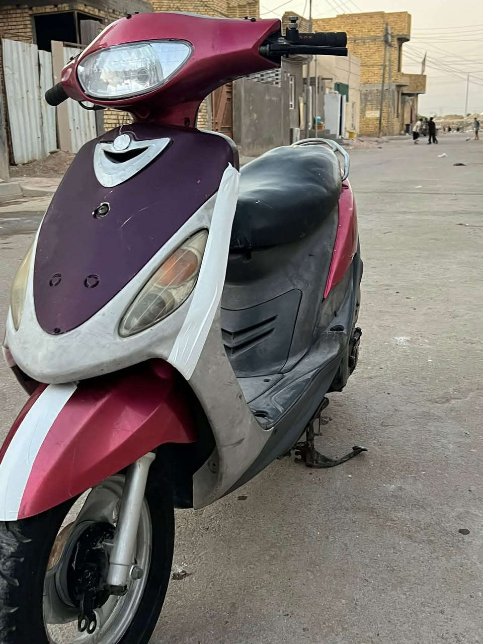 سلام عليكم ماكس منغولي مفتوحه شغاله كهربائيات كلها شغاله شلعه ومعدل قويه السعر 450 بيها مجال بسيط ناصريه مركز ***********

