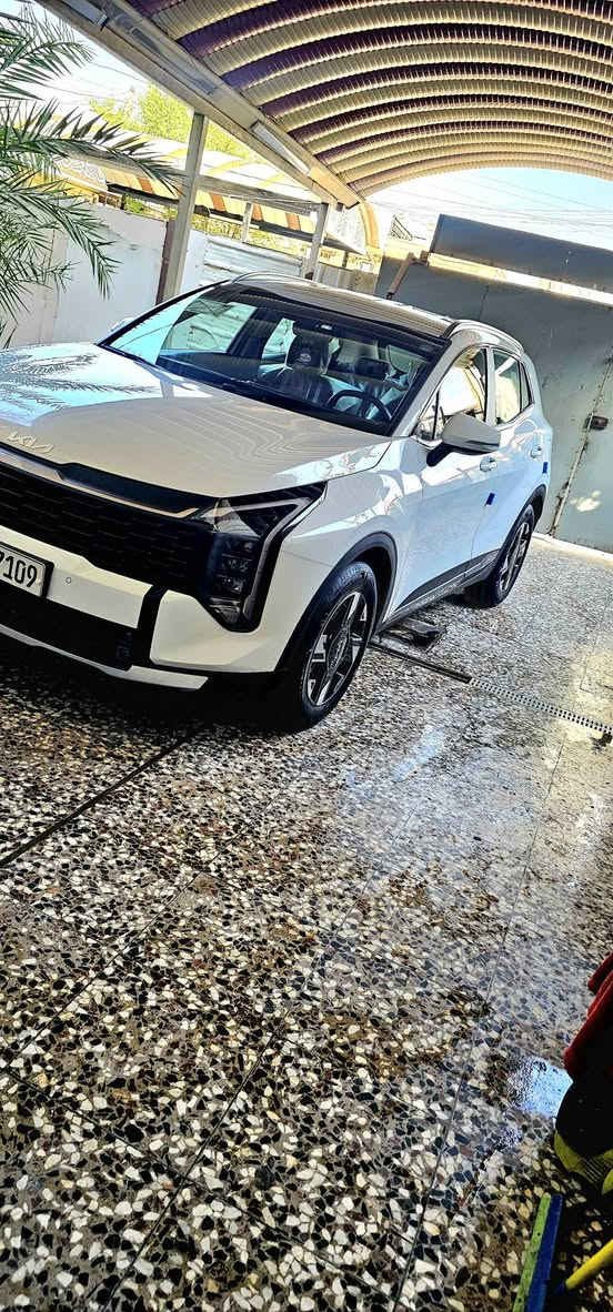 � بِسْمِ اللهِ الرَّحْمَنِ الرَّحِيمِ 🔥

🚘 سبورتاج موديل 2026 — فرصة مميزة للبيع

سيارة موديل حديث، مكفولة كفالة عامةمن الصبغ والتبديل فقط بي دي ار بين الباب والجاملغ بسيط وتكحل كرت  ورقم أربيل  تحويل ثاني  يوم وماشيه ٣٨ الف  كيلو 

✨ المواصفات:
• تشغيل عن بعد 
• بصمة
• رادار
• شاشة كبيرة متصلة
• كاميرا دوّارة 360°
• تبريد أمامي وخلفي
حساسات امامي وخلقي 
رادارات جانبيه وتوقف ذاتي 
ونقط عمياء ولد امامي وخلفي 
وشفتات ستيرن 
• مواصفات اعتيادية مرتبه 

السعر( ٢٠٥٠٠$) يعني شديتين وخمسه اوراق وبيها مجال للجاد  بشراء بسيط 

📍 الموقع: بغداد – الشرطه الرابعه – 

📞 للاستفسار:***********
*********** ابو ياسر 

🔥 للجادين فقط — السيارة تستحق الشراء بغداد, العراق
