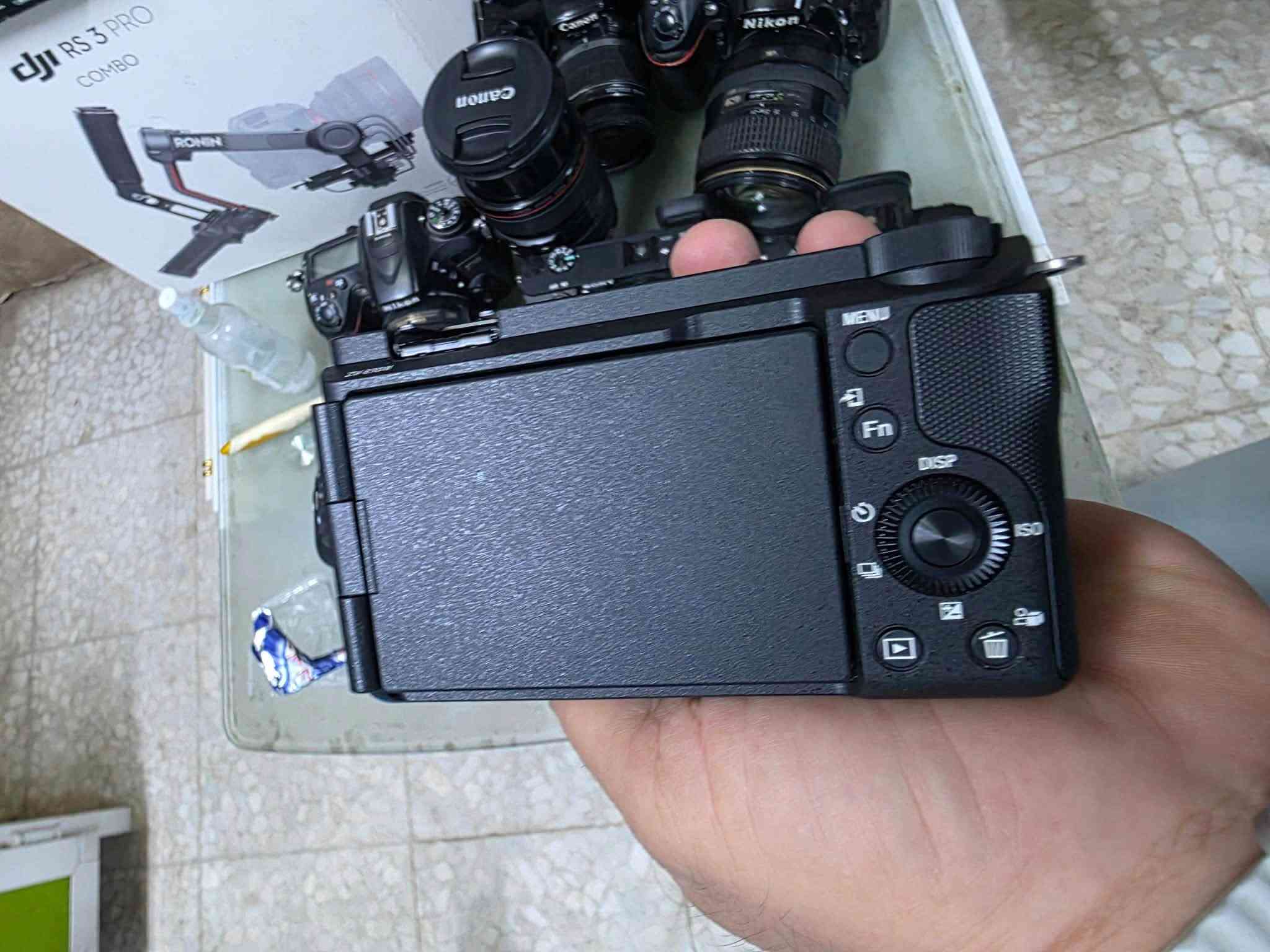 سوني ZV-10 مارك٢ • نظافة ٩٨٪ • بابل