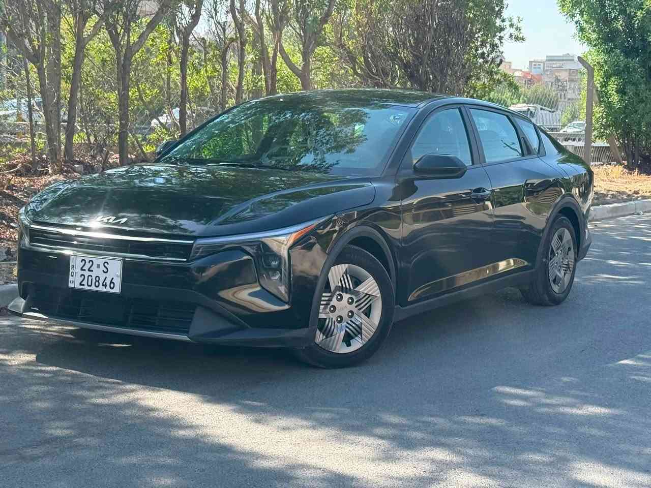 KIA K4
للبيع كي فور موديل 2025 
حادثها كما موضح بالصوره بيها بارد بالجاملغ الأيسر والبنيد مصبوغ وهنا بالعراق مبدل جاملغ الأيمن بدون لا لغود ولا شواصي 
السياره ماشيه 18 الف سنويه وهزه جديده 
محرك 2000 دوش
بصمه أبواب - تشغيل عن بعد - تحكمات ستيرن - تحديد مسار - ثلاث انظمه قياده والخ 
مكان السياره بغداد 
السعر 159 وبيها مجال للشراي 
***********

نص مكتوب في الصور:
- Location: Louisville (KY) Shipping from: Savannah (GA) Seller: Geico Sale Document: Cert of title-salvage (KY) Sales History 1 Similar archival offers You are watching archived offer. Auction ended on Thursday, April 17, 2025. Thursday, April 17, 2025 12 Photos Bidding Vehicle information