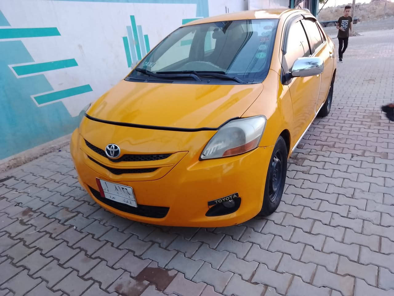 يارس للبيع  موديل 2010 السعر 55 وبيها مجال قليل مستعجل  حيل ***********
