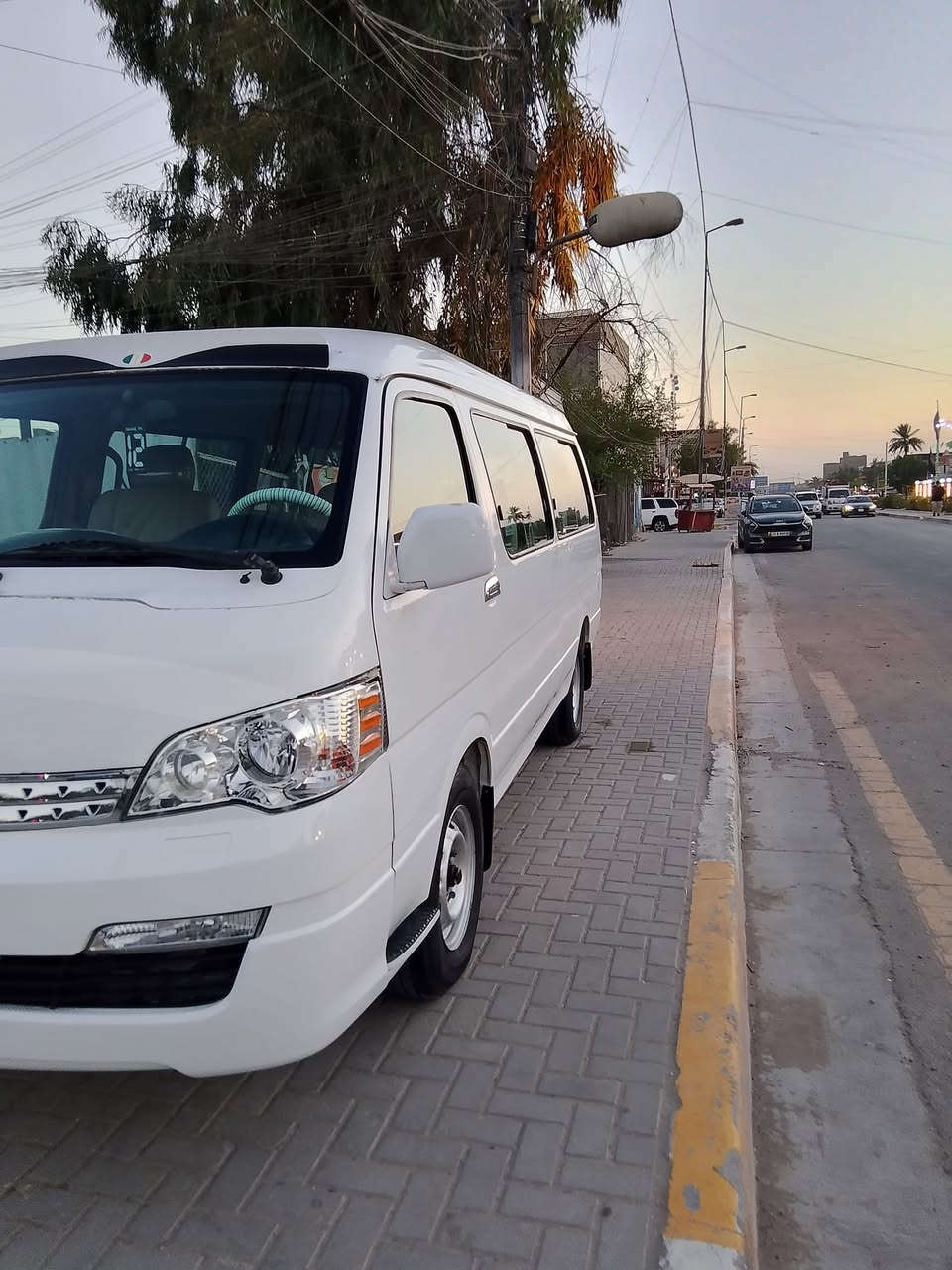السلام عليكم جنبي اج وان موديل 14 سياره نظيفه مكينه وكير وكسل خير من الله تخم تاير تخم ويل عادي دوشمه عام مصفره هيه ومرور رقم بغداد انكليزي سعر 100 وبيها مجال مكان بغداد البياع حي رساله اي ستفسار ع رقم ملاحظه خاص ماعندي ***********
