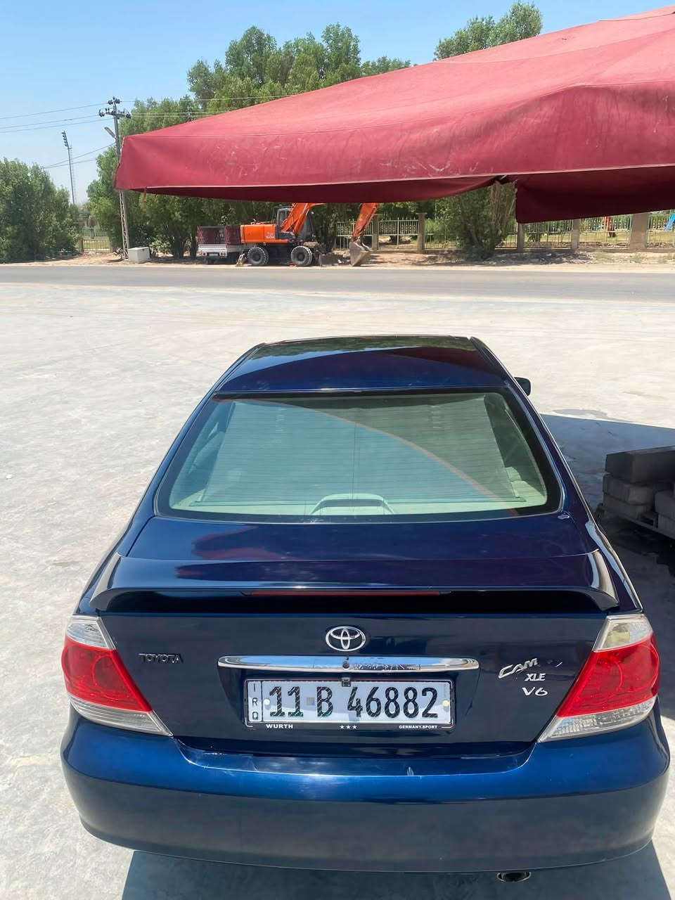سلام عليكم 
كامري موديل 2005 xle V6
 فتحة جلد صاج سايد بريك جوة الحديث
بردة بلادية ويل كب بلادي تاير باتري جديد
تبريد ثلج تدفئة حساس تاير abs
السيارة جديدة ترتيها حلو
بيها طخات وجرد ومصبوغة عام باب مبدلة اصلية 
مكاني بابل المسيب 
السعر.   88 وبيها مجال قليل
للأستفسار : ***********
