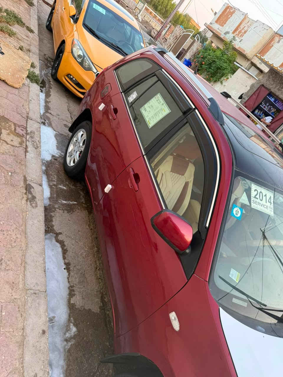 تيكو مديل 2014 سياره جاهزه من كلشي  كير ميكانيكي المرغوب. كير مكينه تبريد شغال سنويه جديده رقم واسط انكليزي تحويل ثاني يوم.     
سياره سنتر لوك بلادي 
تحكمات استيرن. 
كشنات جلد 
فتحه في السقف 
كهربائيات كلها شغاله وبلاديه.   السعر 60  وبيها مجال للطيبين 
 ***********
مكانها واسط كوت.
