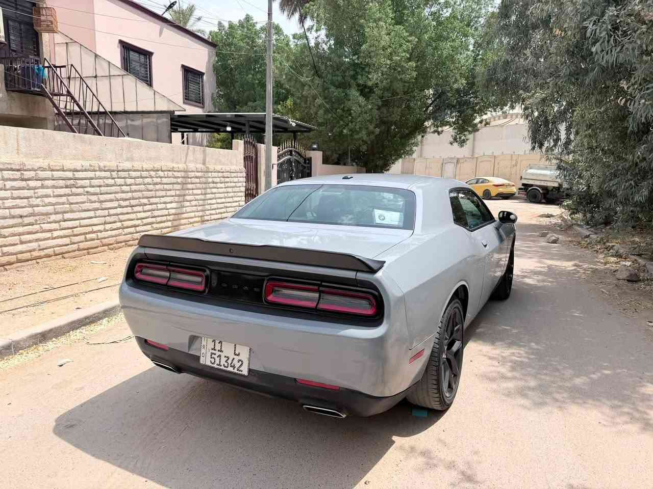 دودج جالنجر 2022 SXT
اللون:  smoke show black top المميز

عداد المسافة: 47,790

حجم المحرك: V6 3600 (٦ سلندر)

ملاحظة السيارة: جاملغ ايمن خلفي راجع بارد (بدون صبغ السيارة)

الرقم بغداد

السيارة مكفولة كفالة عامة و مابيهة اي نقص 

السعر: 23,500

المكان: بغداد - المنصور

للتواصل واتساب: ***********
