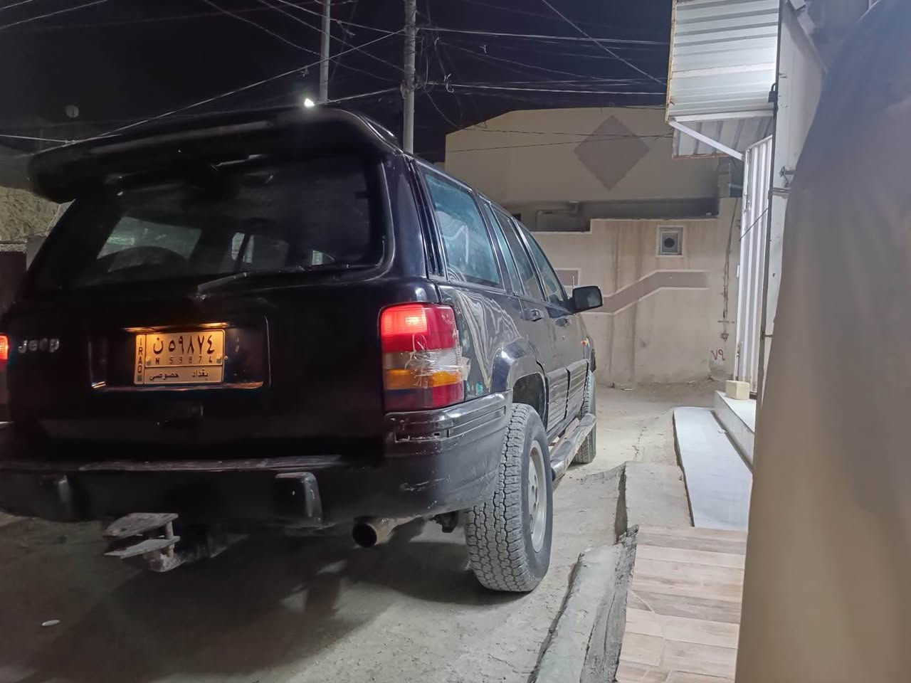 جيب 
موديل 1996
محور كاز كرفال 
گير وتو ماتيك 
كهربائيات شغالة
تبريد شغال بس قايش 
سيارة بيهة جراد 
بل قمارة و البنيد 
يرادلهة حدادية 
وتنضيف بم 
سنوية ساقطة 
صاحبهة موجود يمي 
تريد وكالة تريد مداور 
سعر 37ورقة
*********** كربلاء, العراق
