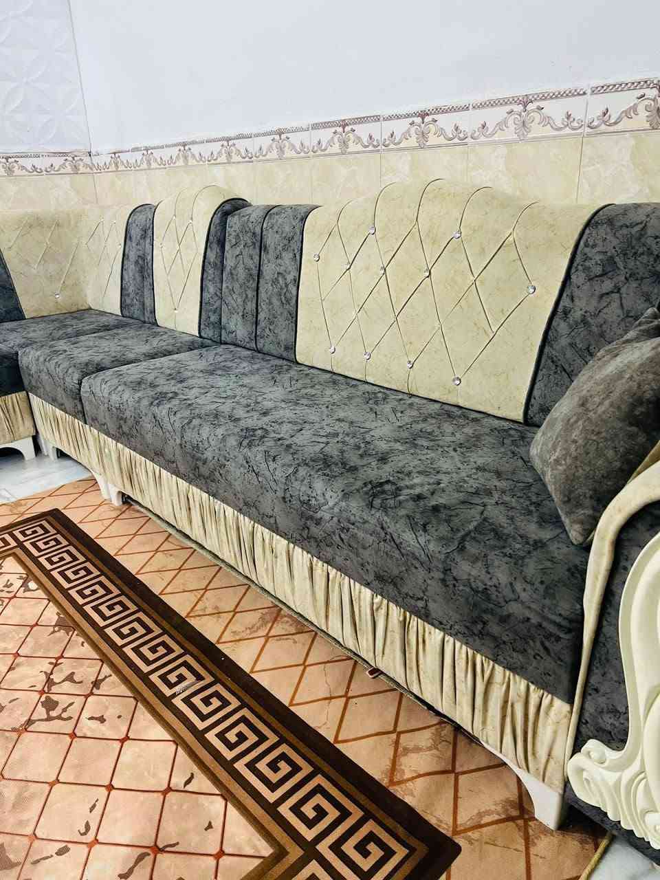 السلام عليكم من رخصه مدير الكروب غراض بيت للبيع نظافه فول للأستفسار الاتصال على الرقم *********** والخاص مفتوح
