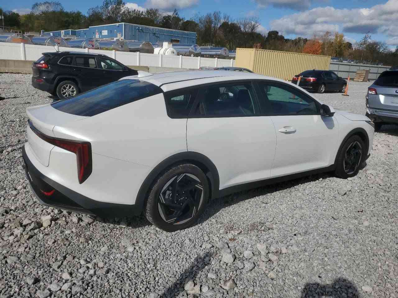 🚨 مزاد مباشر قريباً – حجز مسبق مع مكتب العميري 🇺🇸⚡
​🎯 سيارة معروضة للمزاد الأمريكي القادم!
​🚗 السيارة: [KIA K4]
📅 الموديل: [2025]
🔑 رقم الشاسي (VIN): [3KPFU4DE2SE192091]
🛠️ تفاصيل الحادث: موضح بالصور
⚙️ المواصفات:
 محرك 4
​ الفئة EX
📟 العداد: [640 mi]
​⏰ تاريخ ووقت المزاد: [ يوم الثلاثاء2026/8/11 - الساعة 5:00 مساءً]
💵 السعر التقديري الشراء : [حسب سعر المزاد]
​📌 تكدر تدخل معانا بالمزاد وتحدد السعر بنفسك!
​📲 للمشاركة بالحجز أو الاستفسار عن تفاصيل المزاد التواصل معنا:
📞 *********** (اتصال + واتساب)
​📍 مكتب العميري - نشتريلك من المزاد المباشر ونوصلها لباب بيتك
📍 العنوان : القيارة \ قرب جسر القيارة \ مقابل معرض الشهيد ابو زوبع
