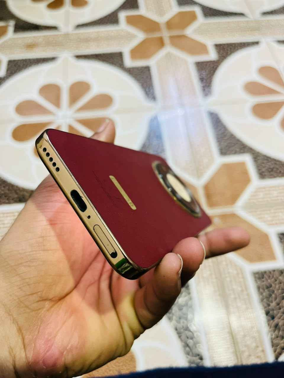 هونر X9d • ذاكرة ٢٥٦ • بطارية ٨٣٠٠