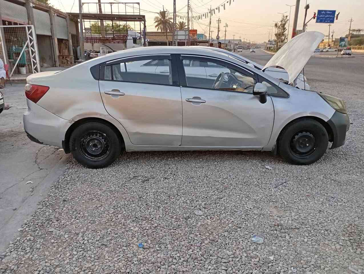 كيا ريو خليجي 2014جاهزه مكينه جديده 1600كير جديد تبريد تخم تاير ستوني شاده  مكاني غماس 
***********
